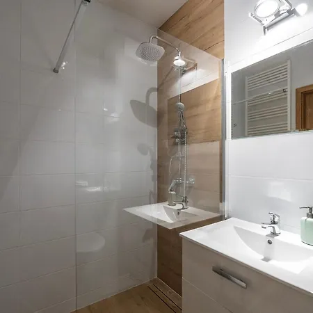 Apartment Luxury In -11- *
