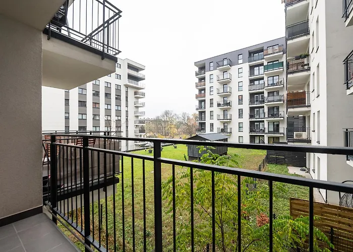 Luxury In -11- 罗兹